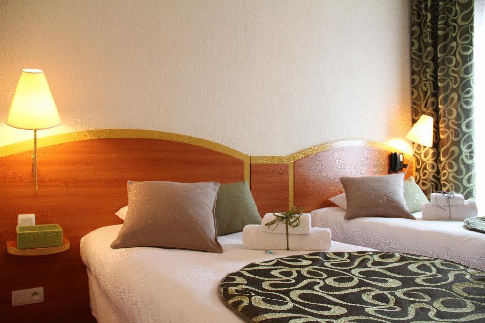 Kyriad Hotel Lamballe Zewnętrze zdjęcie